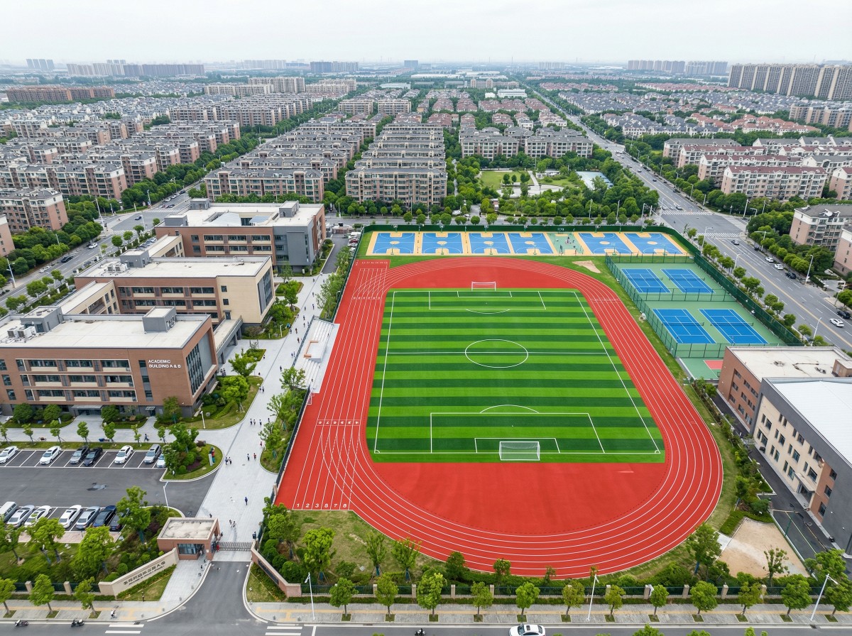 泸州市全塑型塑胶跑道混合型塑胶跑道 - 方案
